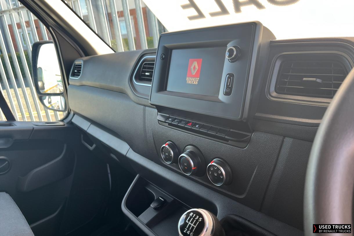 Renault Trucks Master 145