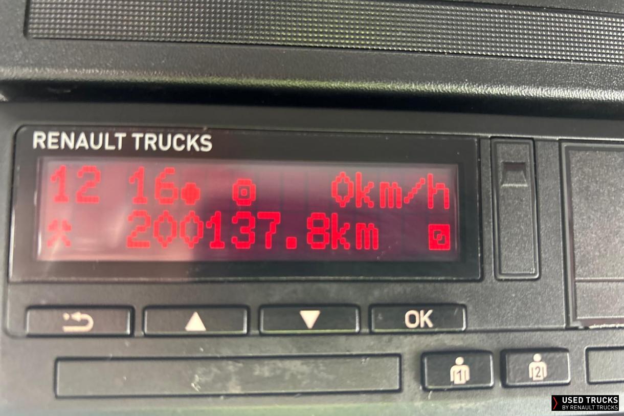 Renault Trucks D Wide 320