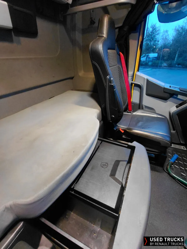 Renault Trucks T High 520