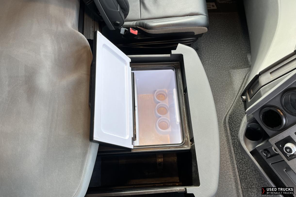 Renault Trucks T High 520