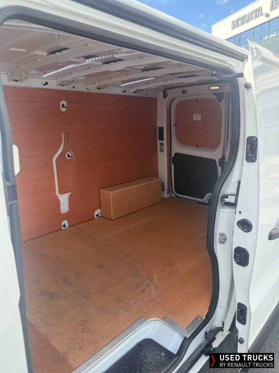 Renault Trucks Trafic 130