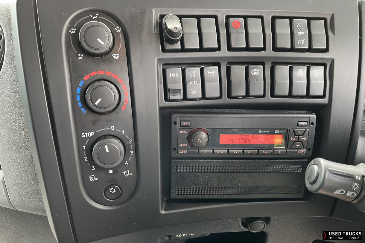 Renault Trucks D Wide 320