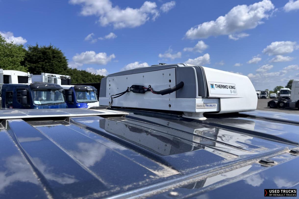 Renault Trucks Trafic 
