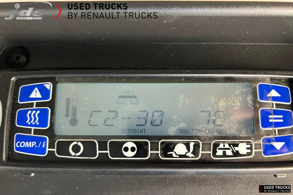Renault Trucks D Wide 320