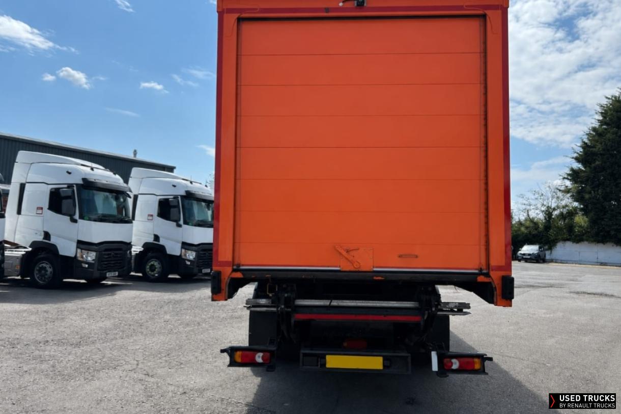 Renault Trucks D Wide 320