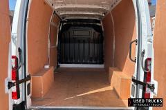 Renault Trucks MASTER Z.E.
                                          