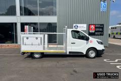 Renault Trucks Trafic
                                          150